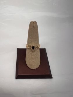 Ladies ring