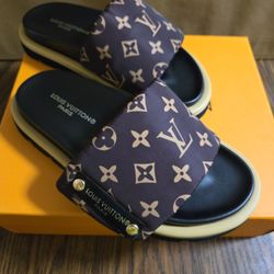 Louis Vuitton Women Slides