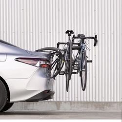 🚴‍♂️ For Sale: Saris Bones 2-Bike Rack – Lightly Used, Great Condition! 🚗