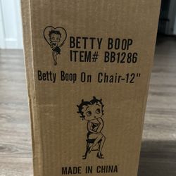 Betty Boop In Chair 