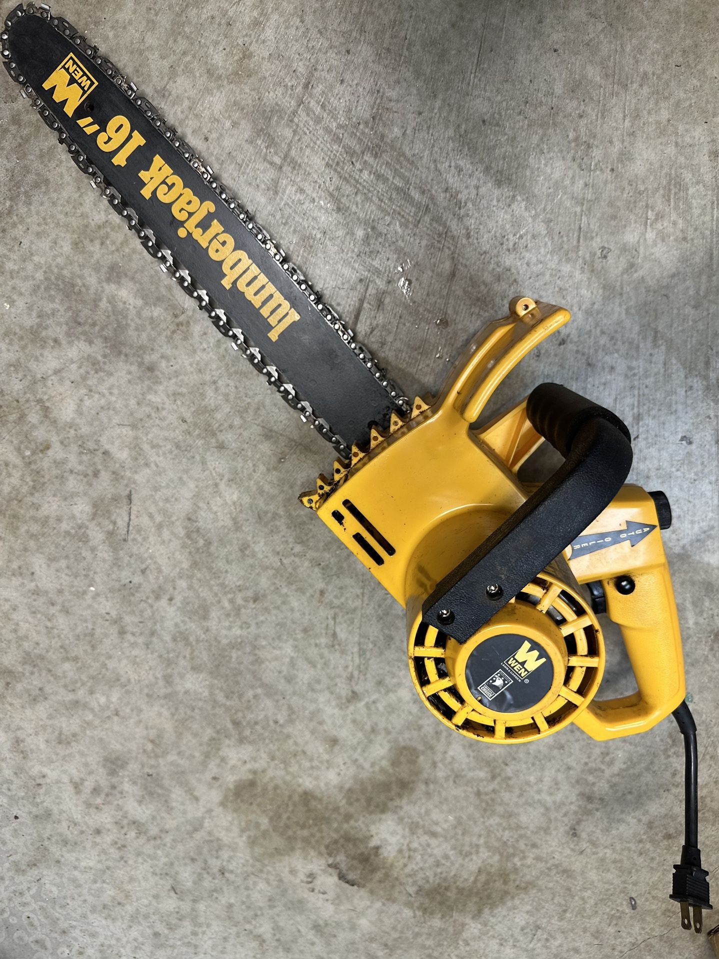 WEN 16” lumberjack 3hp Chain Saw