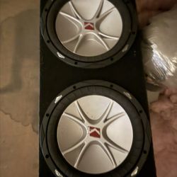 Kicker Subwoofers 