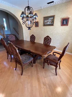 Dining set