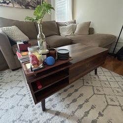Lift Top Coffee Table- Pickup End Of July !! 