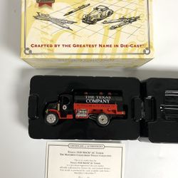 NEW 1995 Matchbox Texaco 1920 Mack AC Tanker Truck ~ Texas Collection ~ YYM38044