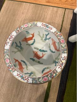 Chinese Famille Rose Fish Bowl/Jardiniere