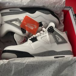Jordan 4 Retro
