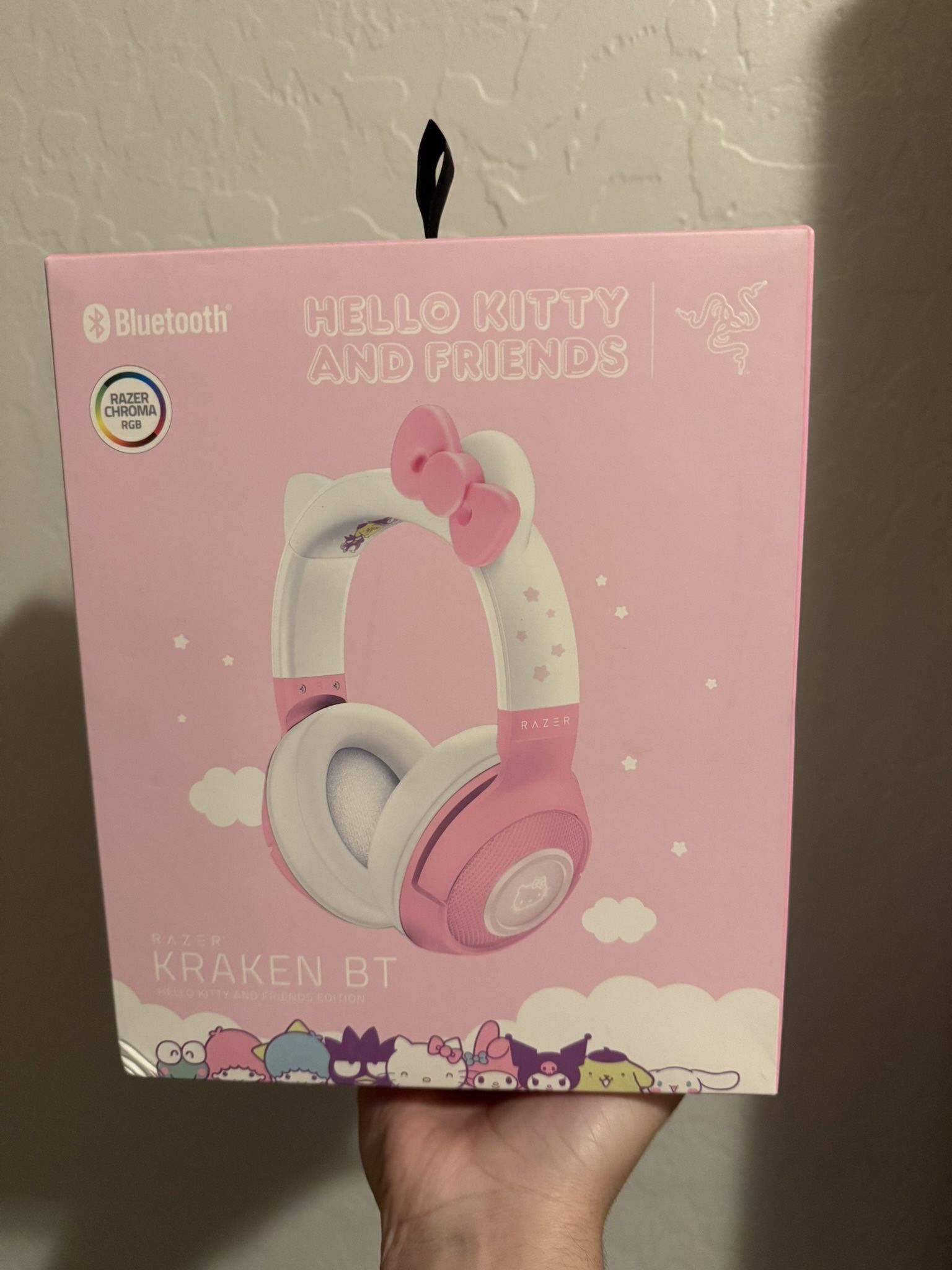 Razer Hello Kitty bluetooth headset NEW