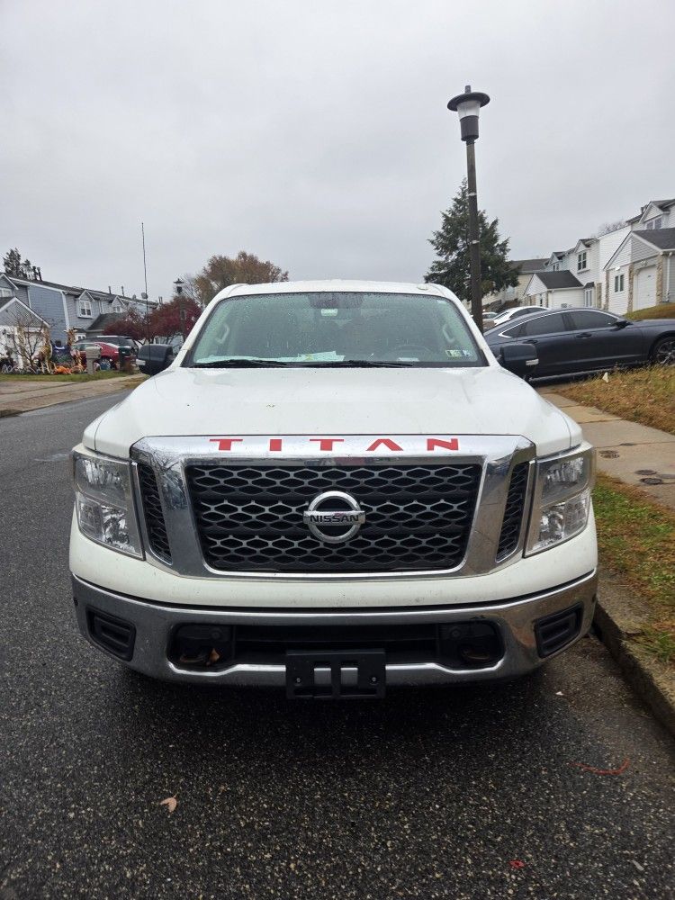 2018 Nissan Titan