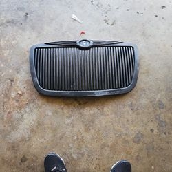 Aftermarket Custom Chrysler 300 Grill
