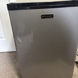 Emerson Mini Fridge