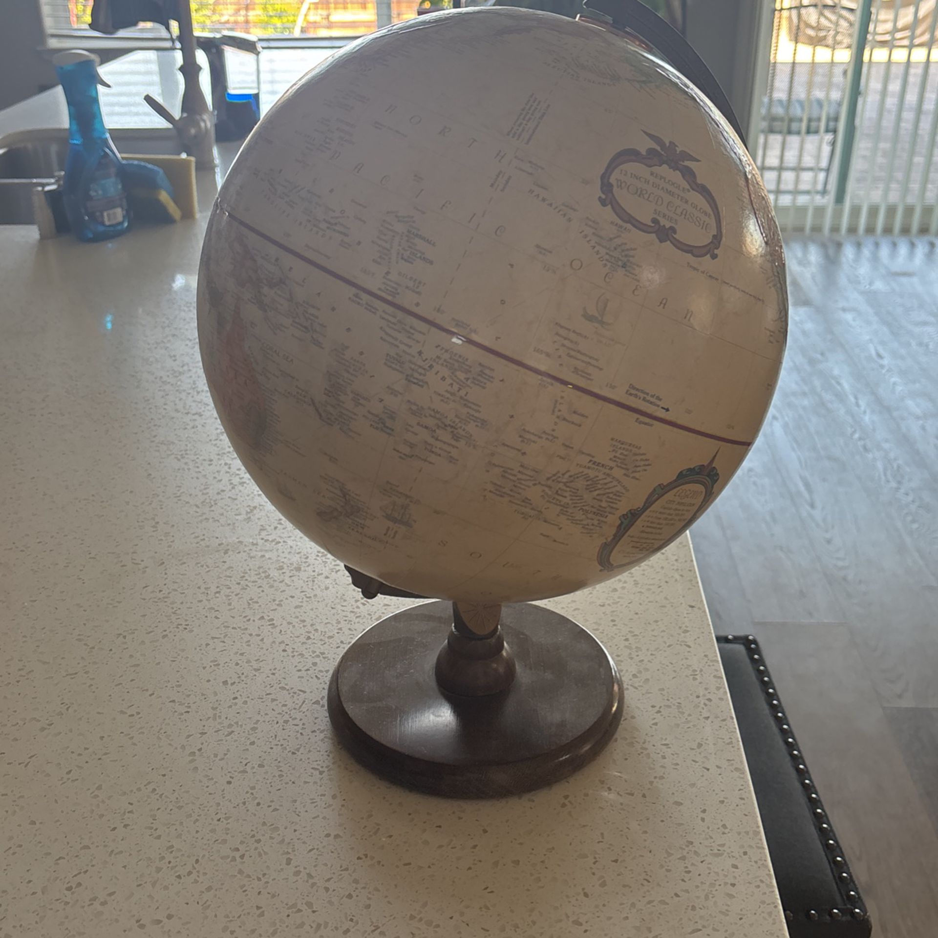 Classic World Globe 