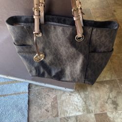 Michale Kors Tote