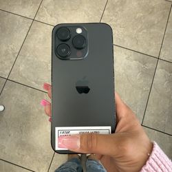 iPHONE 14 PRO UNLOCKED 