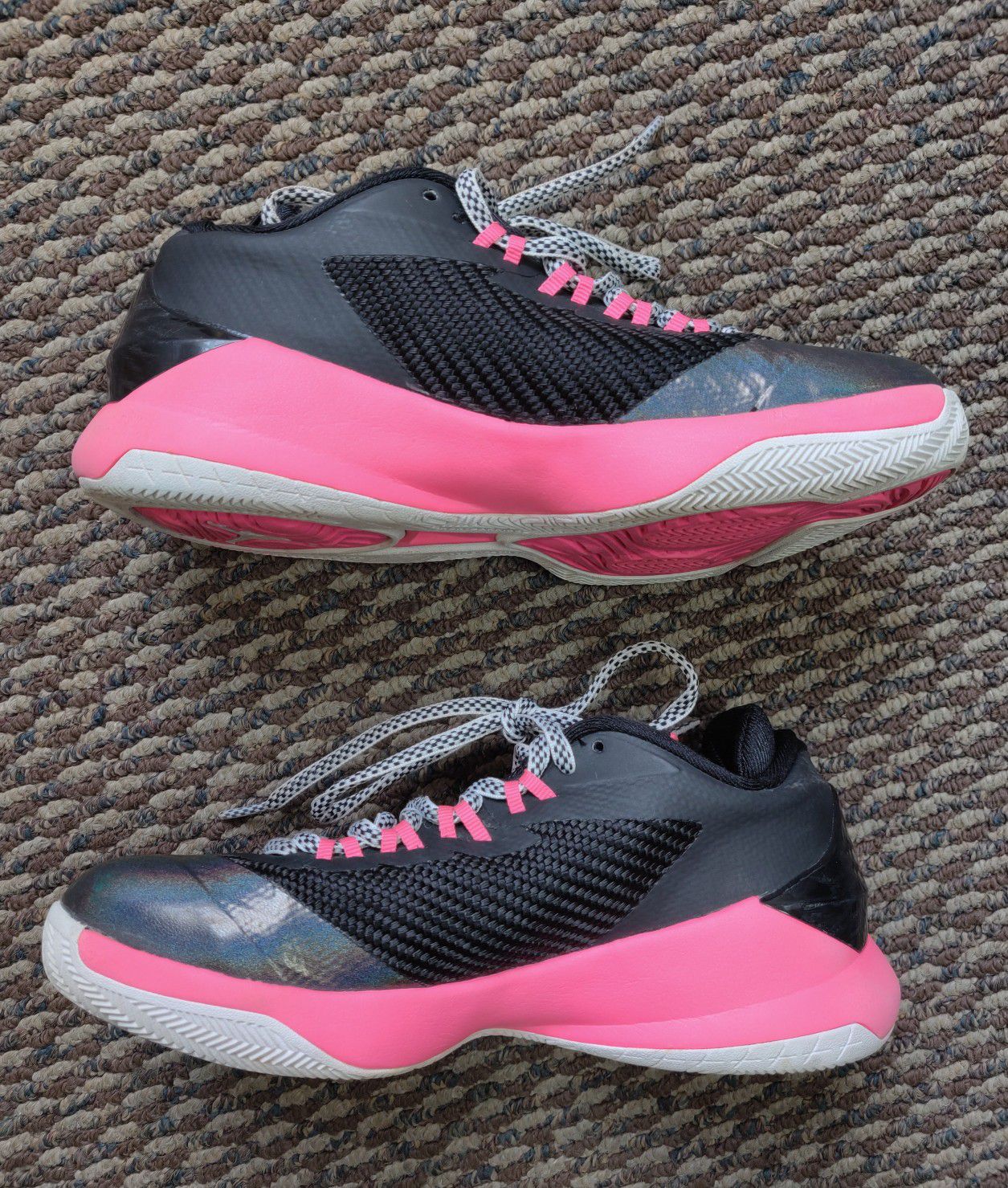 Nike Jordan CP3 Girl's Black/Pink Basketball Shoes Size 4Y