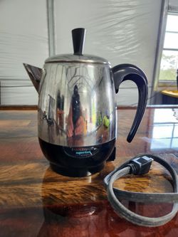 Small coffee percolator