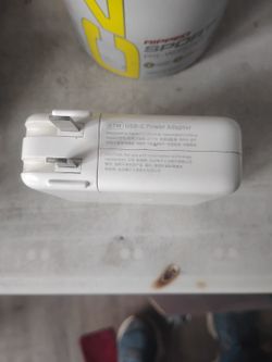 APPLE 87 USB-C POWER ADAPTER WATT