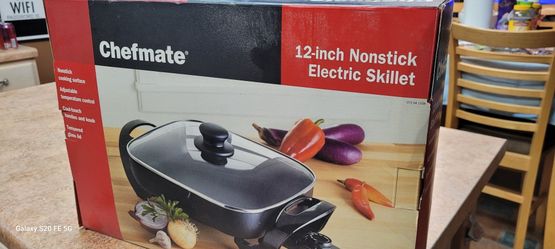 12 Inch Non Stick Electric Skillet. NIB