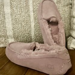Uggs Slippers