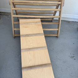 Lily & River Pikler climbing set