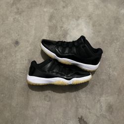 Jordan 11 Low Baron 