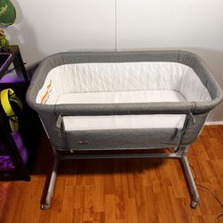 Koola Bedside Bassinet/Playpen 