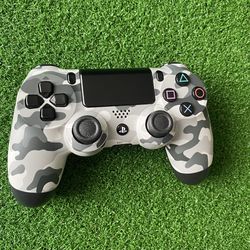 Sony DualShock 4 Wireless Controller for PS4 - Camoflauge