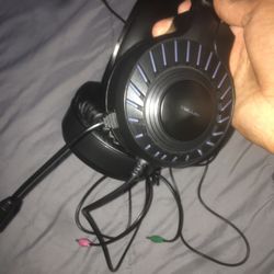 gaming headphones