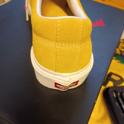 Vans New Size 9.5 Mens ,And Women's 11