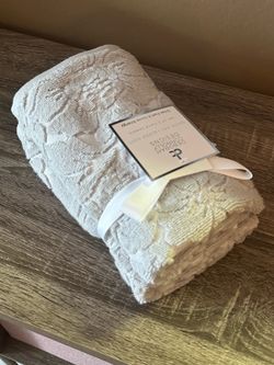 Brand New Hand Towels Set of 2 Gray