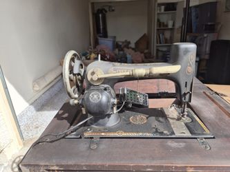 1938 Singer Sewing Machine