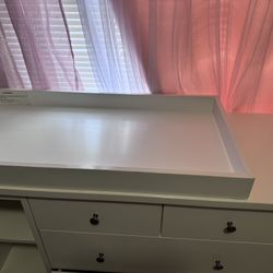 Dresser / Changing Table