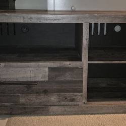 Entertainment Stand & Multimedia Shelfs