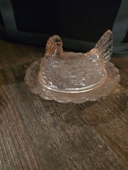 Vinatge Indiana Glass Pink "Hen on a Nest" 2 Piece Dish