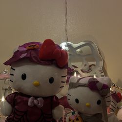 Hello Kitty Halloween Greeter/ Stepper 