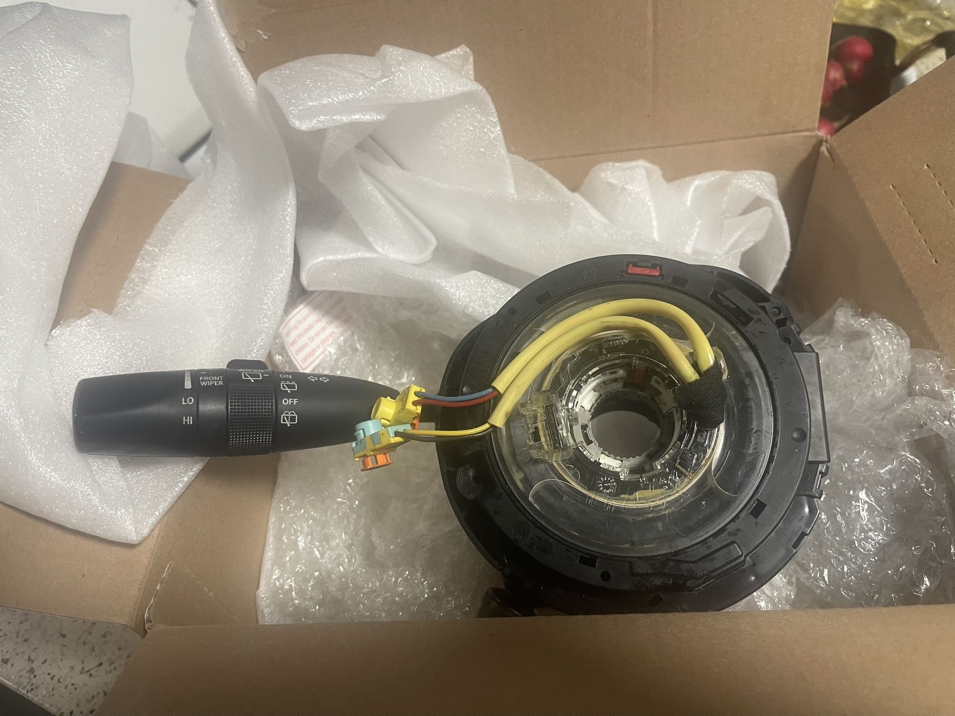 11-13 JEEP GRAND CHEROKEE DODGE DURANGO TURN SIGNAL WITH CLOCKSPRING MODULE OEM