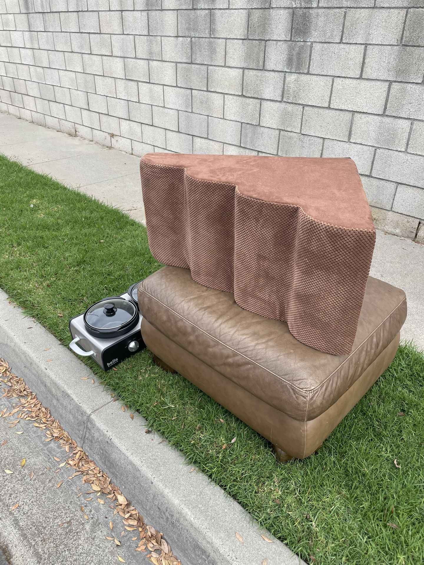 Free Ottoman