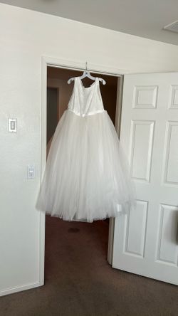 1st Communion Dress & Vale 