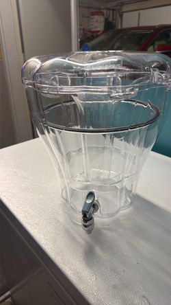 Juice dispenser