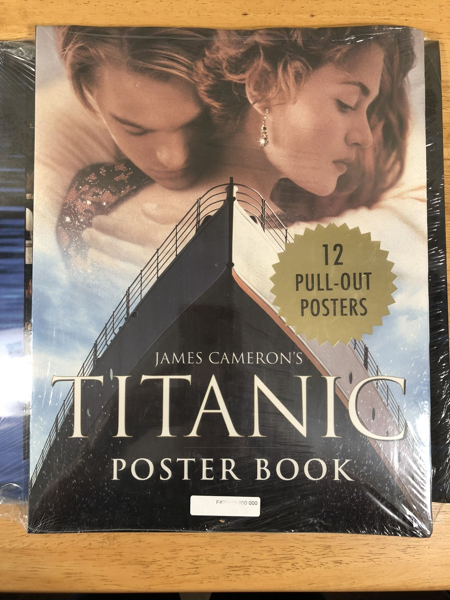 Collector’s 1999 Titanic Calendar and Poster book