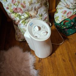 Air Purifier Push Cold Air Brand New