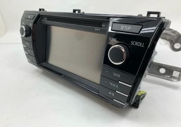 2015 Toyota Corolla LE Radio Unit Original OEM