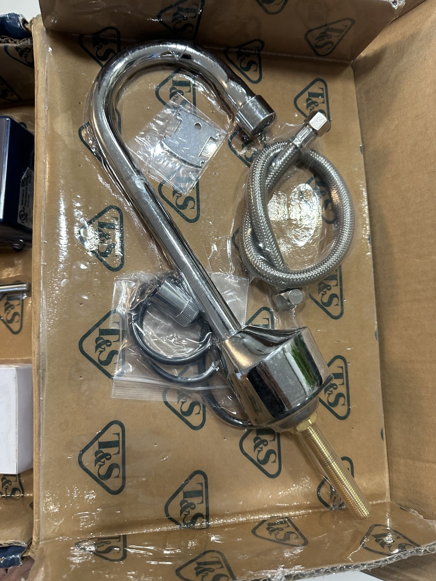 T S Brass Electronic Sink EC-3100-LF22 ChekPoint