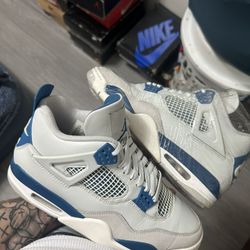 Jordan 4 Military Blue 