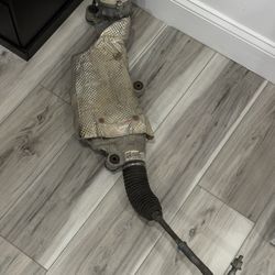 2016 Chevrolet Cruze Electric Drive Rack and Pinion Steering Gear Assembly with Inner Tie Rods