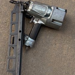 Hitachi / Metabo HPT Pneumatic Framing Nailer - Heavy Duty