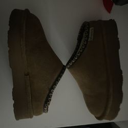 Bearpaw Slippers 