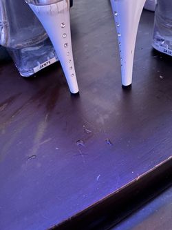 High heals size 7 clear high heals