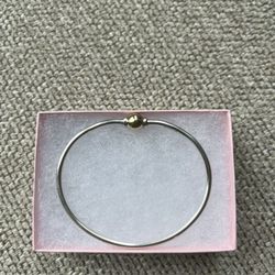 $130 - 6.5in 14k yellow gold & 925 Sterling Silver Cape Cod Single Ball Bracelet