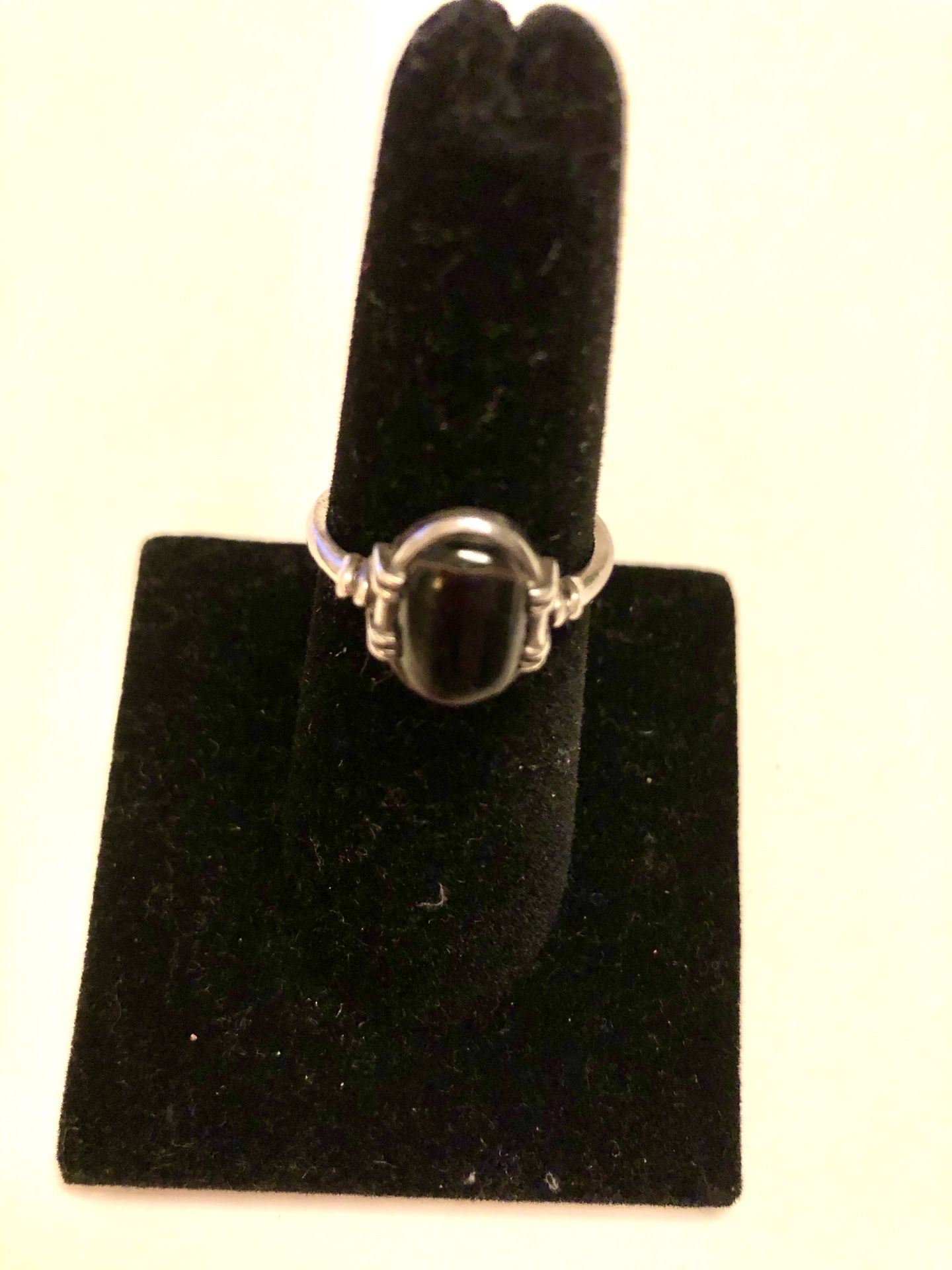 925 silver and black coral ring size 7